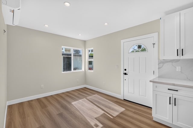 8951 Woodley Ave