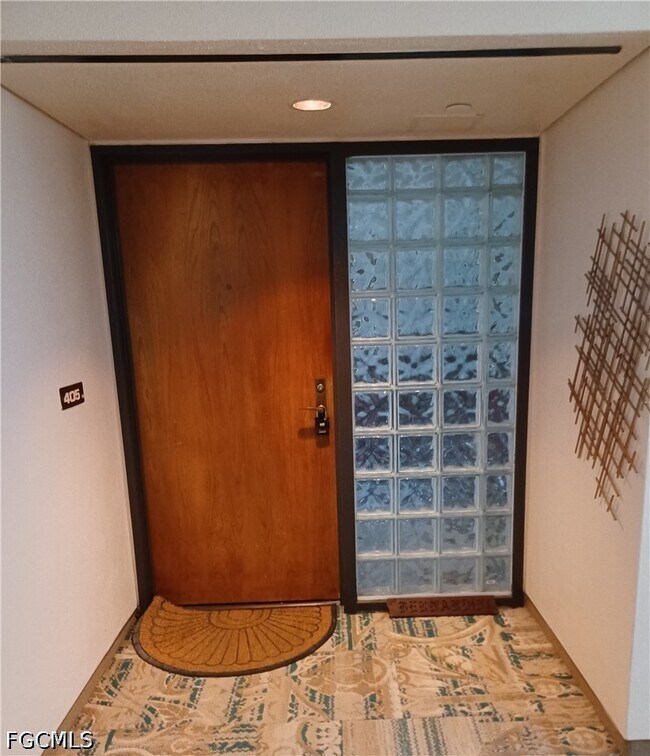 Photo - 5260 S Landings Dr Unit 405
