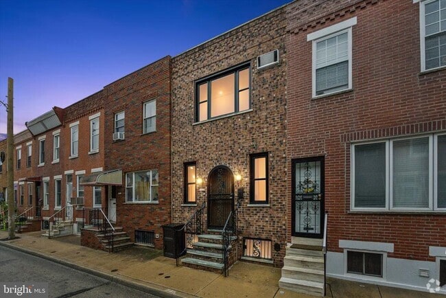 Building Photo - 1142 Tree St Rental