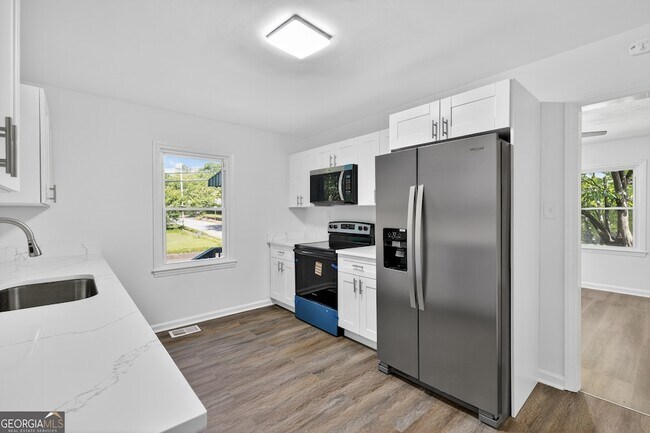 Photo - 2036 McPherson Dr