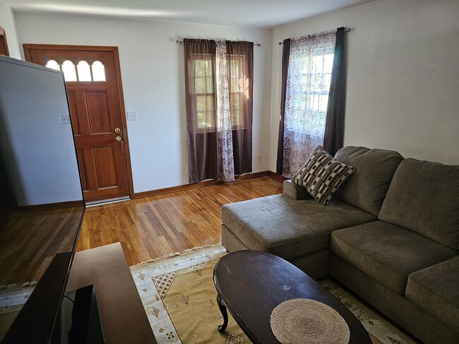 Photo - 312 Grove Ave