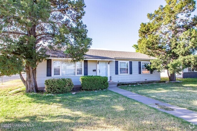 Building Photo - 3801 35th St Rental