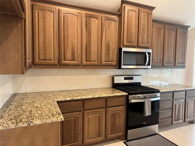 Photo - 912 Madeline Ln