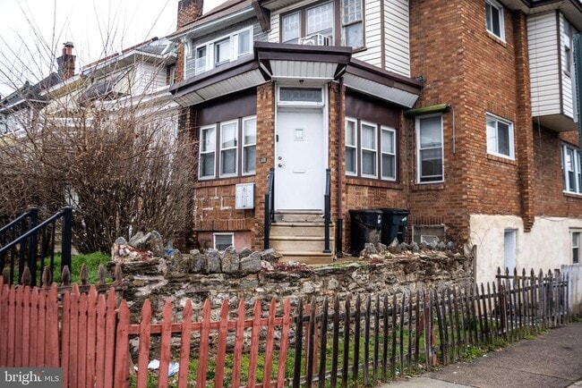Building Photo - 6601 N Gratz St Rental