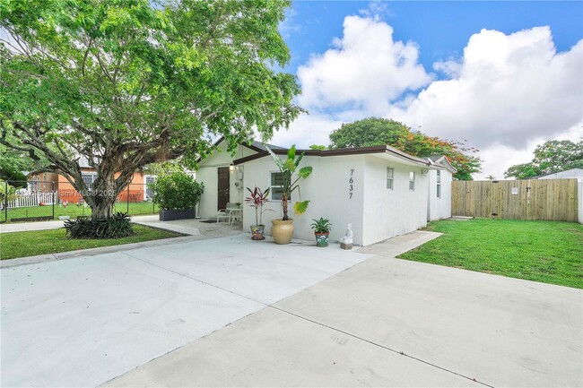 Photo - 7637 NW 17th Pl Apartamento Unidad 1
