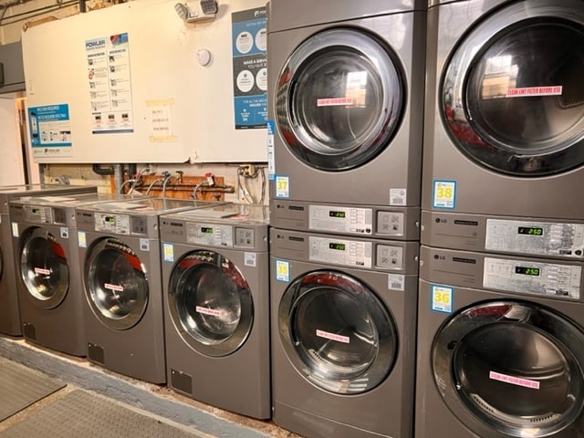 Photo - 622 Van Cortlandt Pk Ave