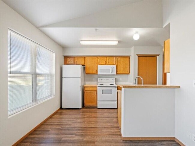 Photo - 6305F Chapel Hill Blvd Unit F202