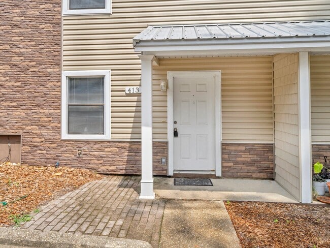 413 Hickory Ave