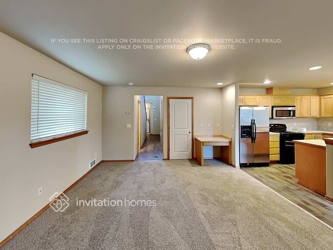 Photo - 3814 80th St NE