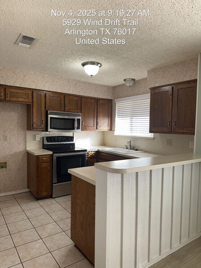 Photo - 5929 Wind Drift Trail