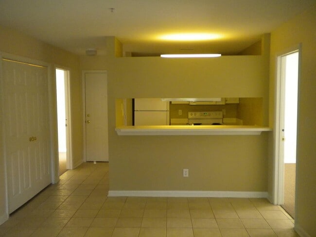 Photo - 4 bedroom Condo within Walking Distance to Lake Johnson and 5 mins to NC State