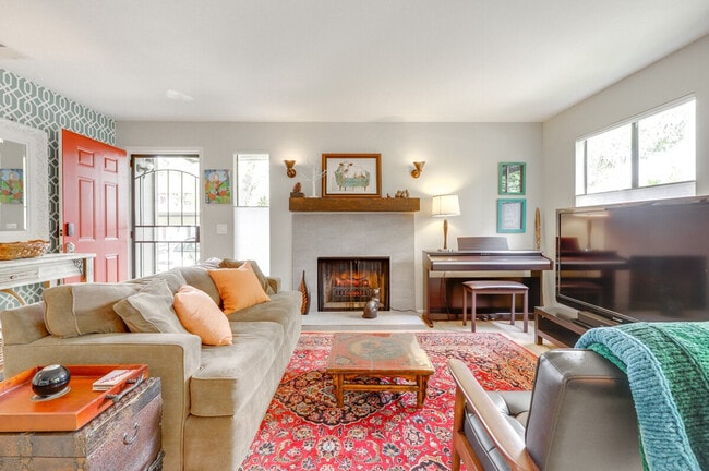 Building Photo - 440 Bernice Ln Unit ID1305066P