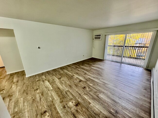 Photo - 1100 W Michigan Ave