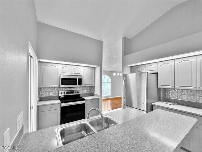 Photo - 5823 Buchanan Rd