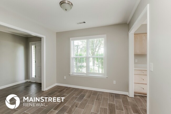 Photo - 5411 Whitley Way