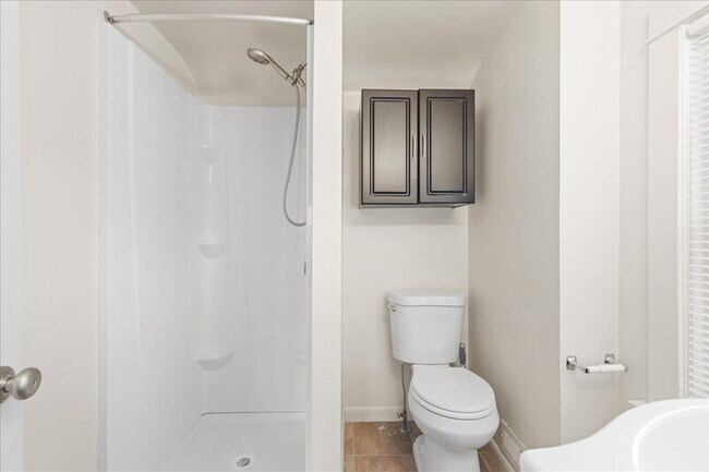 Photo - 139 Leona Ave