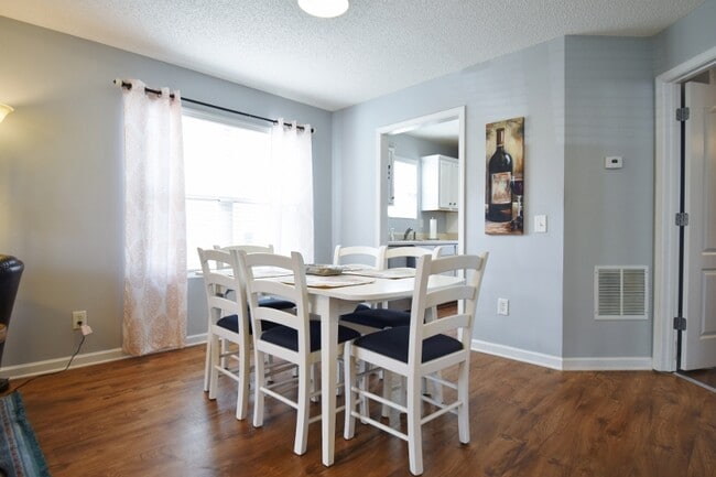 Photo - 397 Bridgewater Cir