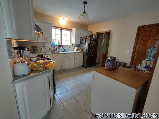 Photo - 19 Shannon St Unit 2