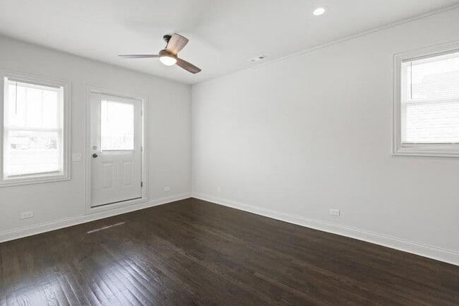 1 bedroom in Chicago IL 60618 - 1 bedroom in Chicago IL 60618 Condo Unit 2R