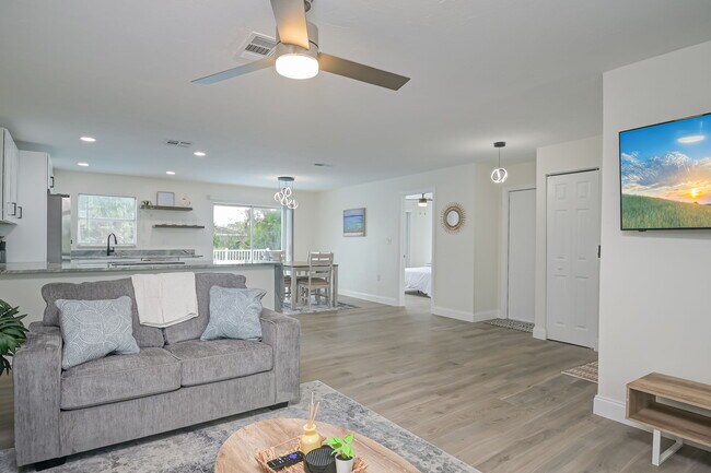 Photo - 25 Caddy Rd