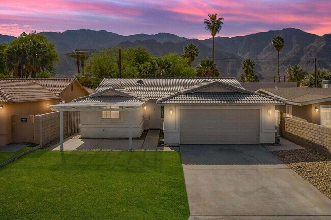 Building Photo - 51905 Avenida Velasco