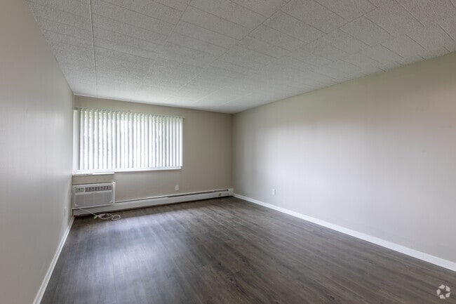 Ventnor - Living Room