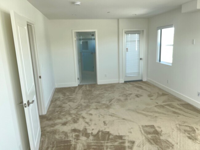 Photo - 11416 S Inglewood Ave Unit 107