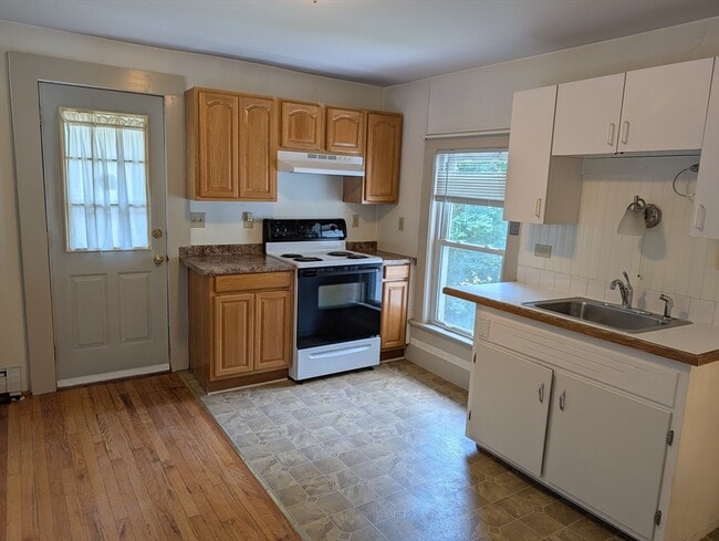 Photo - 28 Walnut St Unit 2