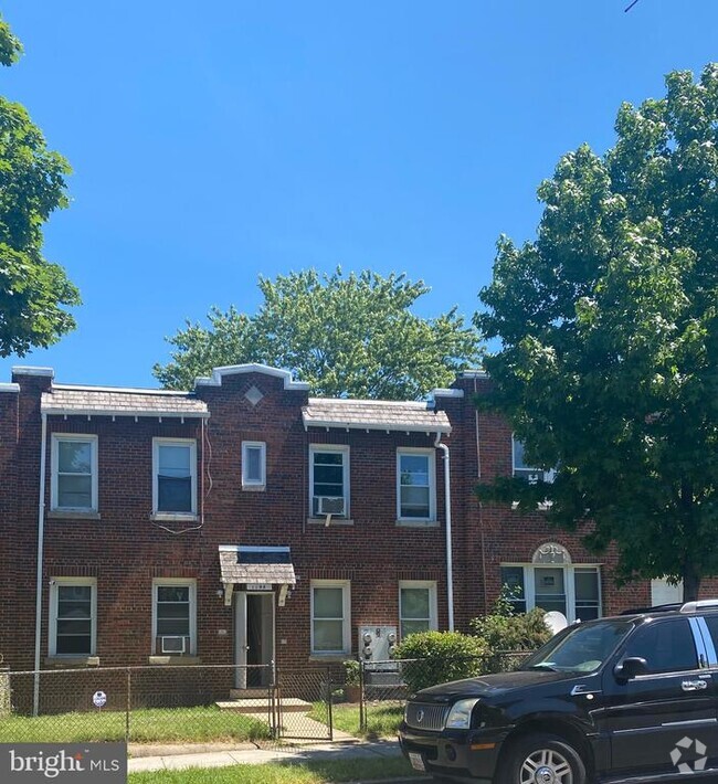 Building Photo - 1144 Oates St NE Rental
