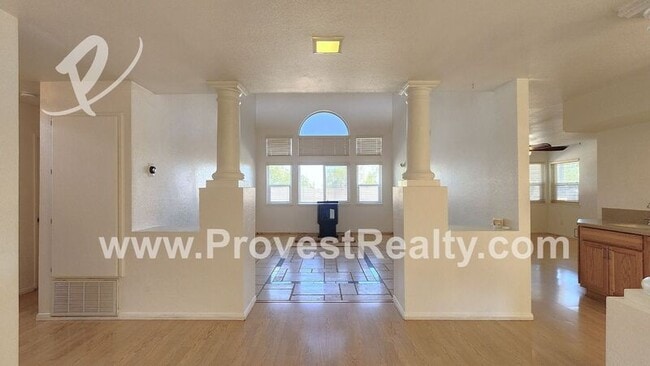 12490 Iroquois Rd
