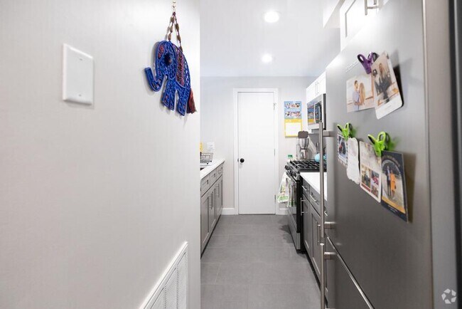 Building Photo - 1 bedroom in Boston MA 02118 Unit 104 Rental