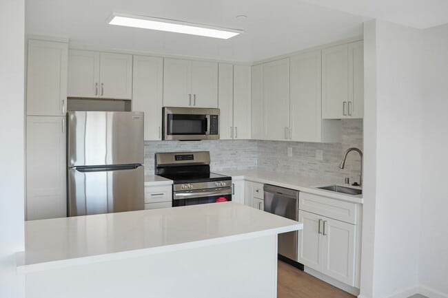 Building Photo - 55 Marinero Cir Unit 102