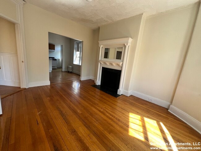 Photo - 1798 Beacon St Condo