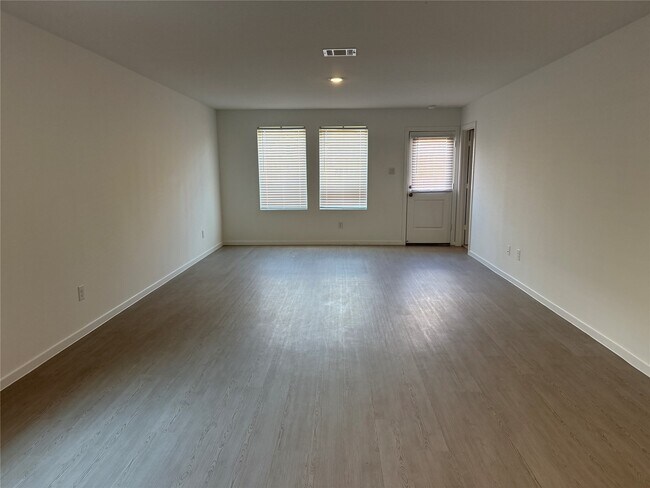 Photo - 3013 Blue Gem Ct