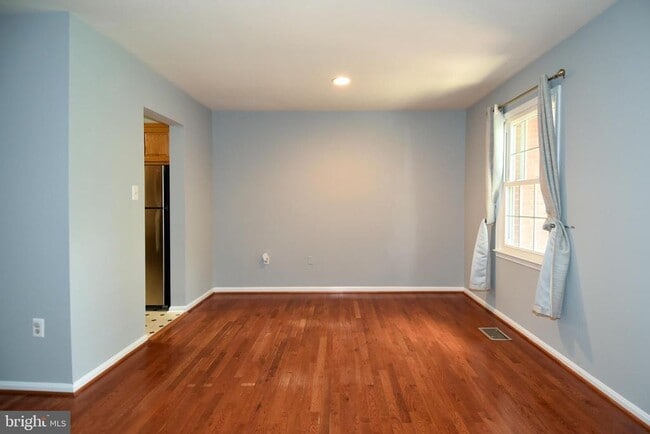 Photo - 14 Fenceline Dr