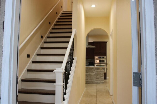 Photo - 975 State Hwy 95