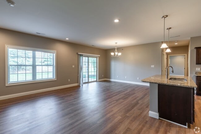 Photo - Mill Hollow Apartments