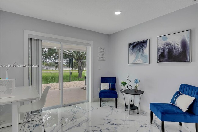 Photo - 895 W 39th Pl