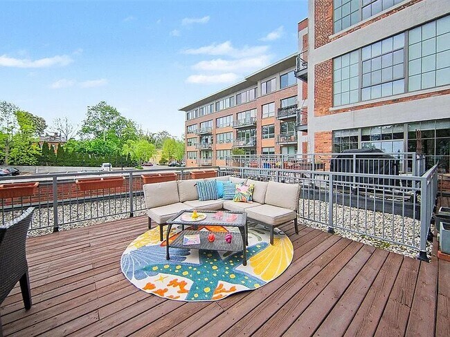 Photo - 315 2nd St Unidad 207