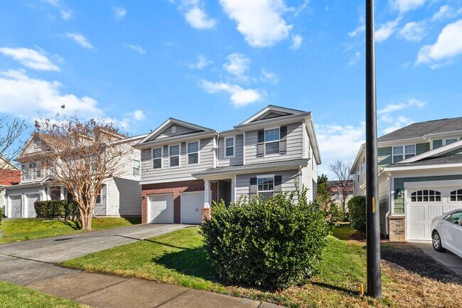 Photo - 5023 Lake Grove Blvd