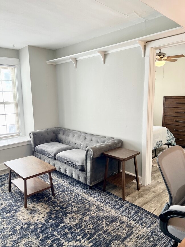 Photo - 1009 Madison St