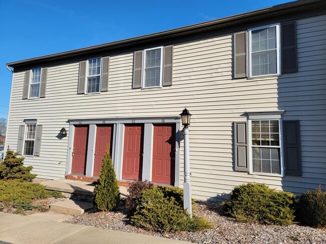 Building Photo - 94 Westpointe Ln