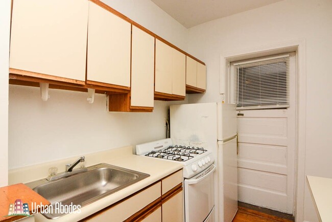 Photo - 662 W Cornelia Ave Apartments Unit M511