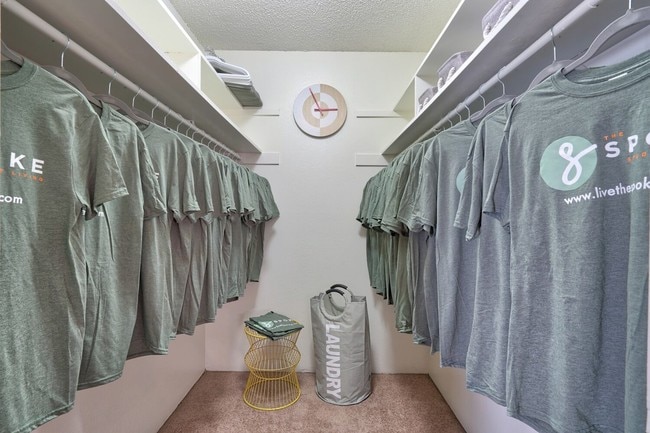 Walk In Closet