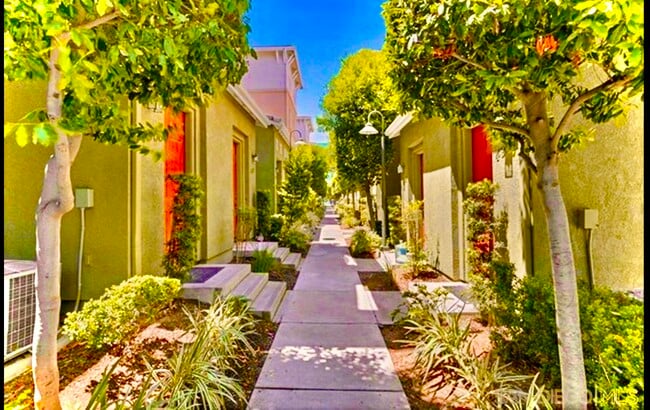 8713 Tribeca Cir