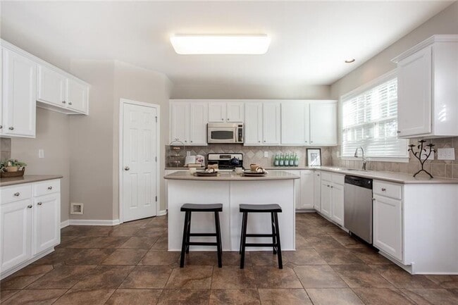 Photo - 3810 Cabalzar Ln