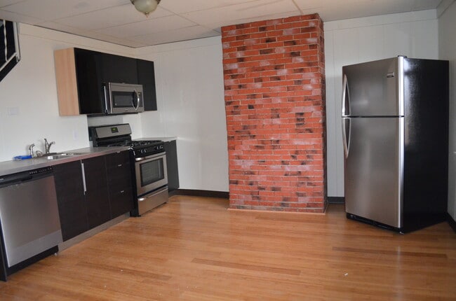 Photo - 1009 St Martin St