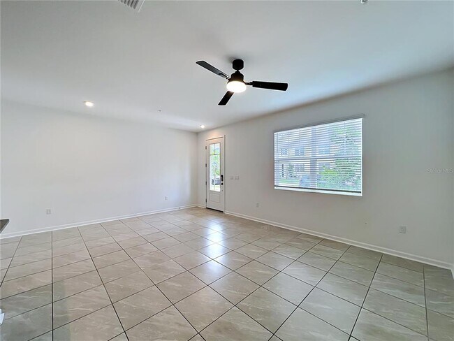 Photo - 9848 Walkway Dr
