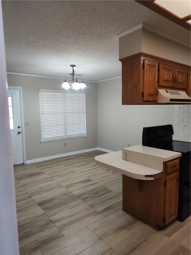 Photo - 218 Fox Run Pl