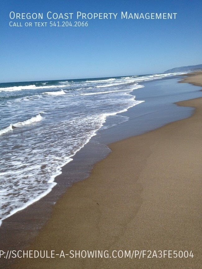 Photo - 3360 NW Oceanview Dr Unidad C